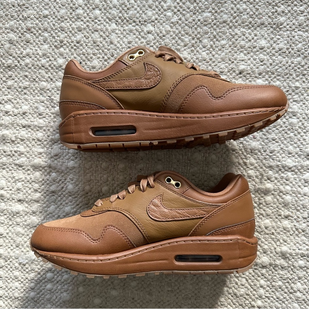 NEW Nike Air Max 1 '87 "Luxe Ale Brown" sneakers